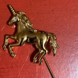 Unicorn stick pin. Lapel pin.